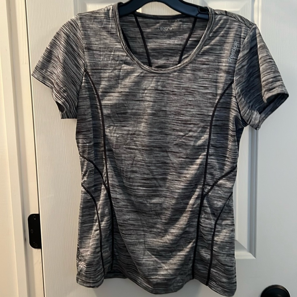 Reebok gray small sports shirt